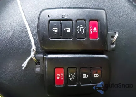 2018 Toyota Rav4 Se z USA, uszkodzony, nr VIN JTMNFREV4JJ170810